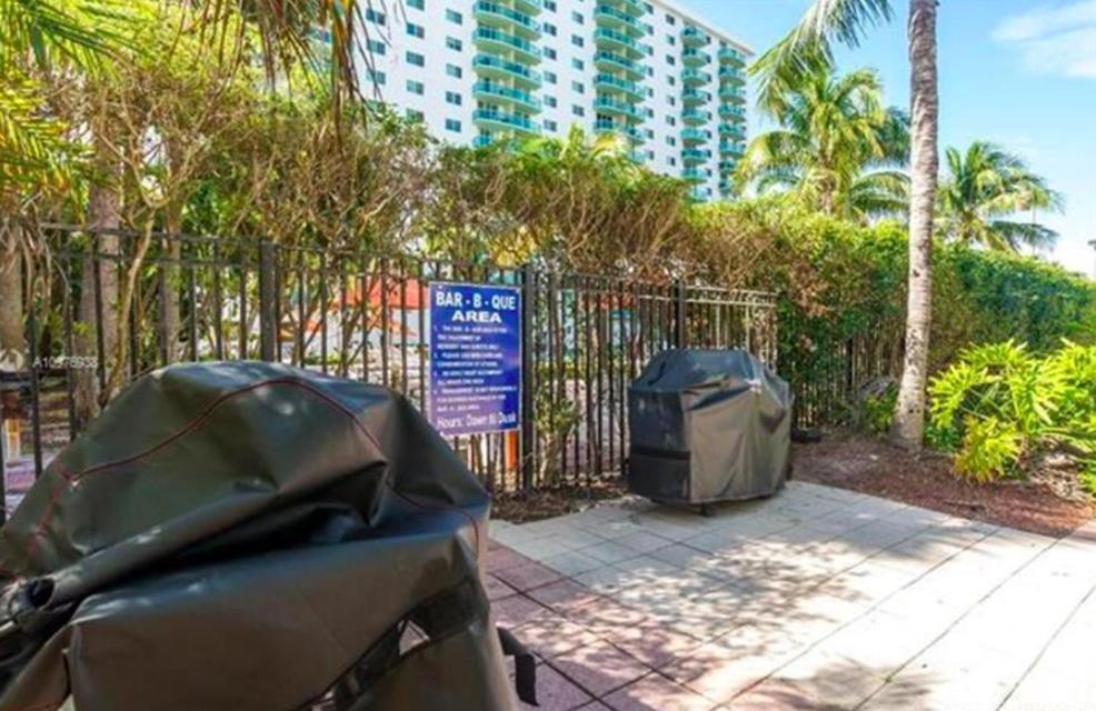 Sunny Isles Condo Resort Miami Beach Exterior photo